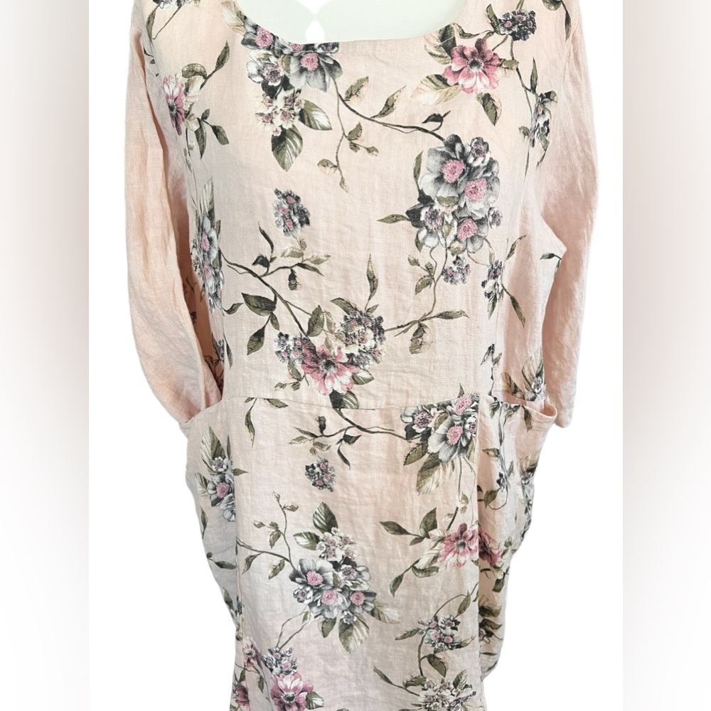 Italian luxury Pink Floral Tunic with Pockets, Made in Italy - 3/4 Sleeve - Picture 2 of 12